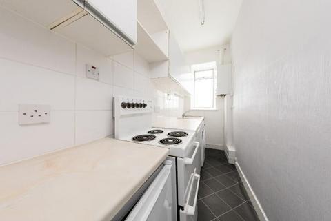 undefined, Ballantine Place, Perth