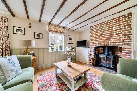 2 bedroom character property for sale, Church Walk, Headcorn