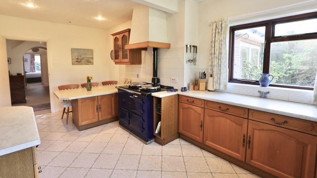 Dual Aspect Kitchen