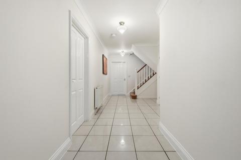 undefined, Monkhams Avenue, Woodford Green IG8