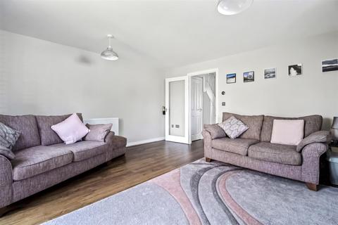4 bedroom semi-detached house for sale, Water Lily Way, Worthing