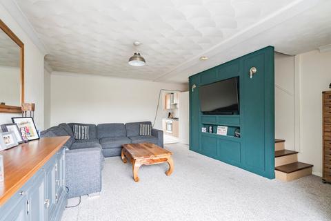 undefined, Victoria Road, Oulton Broad South