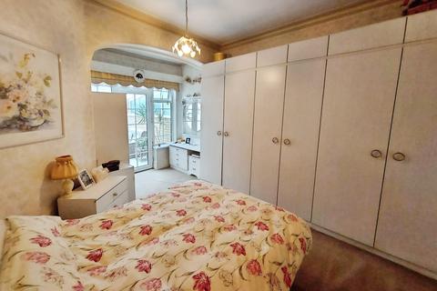 undefined, Hawthorn Avenue, Monton, M30