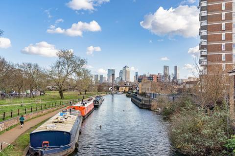 1 bedroom apartment for sale, Candle Street, London, E1