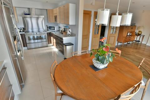3 bedroom detached house for sale, Wareham Road, Corfe Mullen, BH21 3JY
