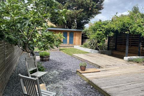 undefined, Mitcham Park, Mitcham, CR4