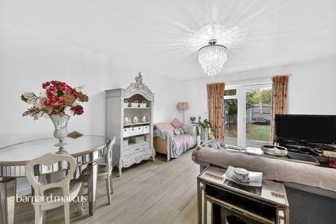 undefined, Parkview Way, Epsom