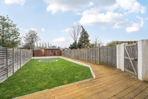 4 bedroom semi-detached house for sale, Demesne Road, Wallington SM6