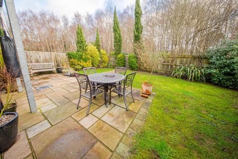 4 bedroom end of terrace house for sale, Cheney Crescent, Haywards Heath, RH16