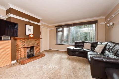 undefined, Linden Court, Leatherhead, Surrey