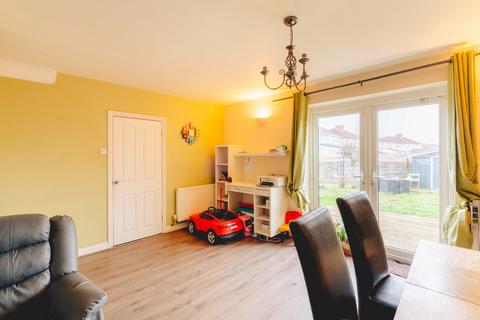 4 bedroom semi-detached house for sale, Knowle Park, Bristol BS4