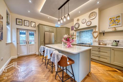 3 bedroom detached house for sale, Cambridge Road, Lytham St. Annes, Lancashire