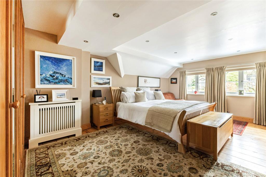Main Bedroom