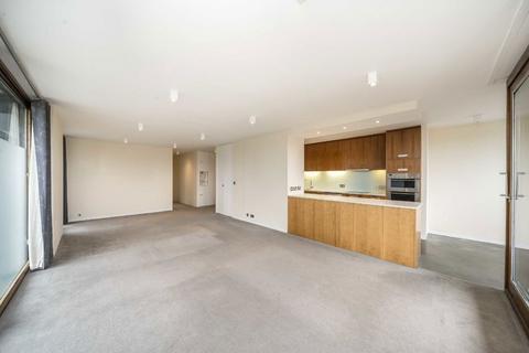 3 bedroom flat to rent, Barbican, London EC2Y