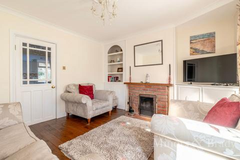 3 bedroom terraced house for sale, Old Chapel Road, Winterton-On-Sea