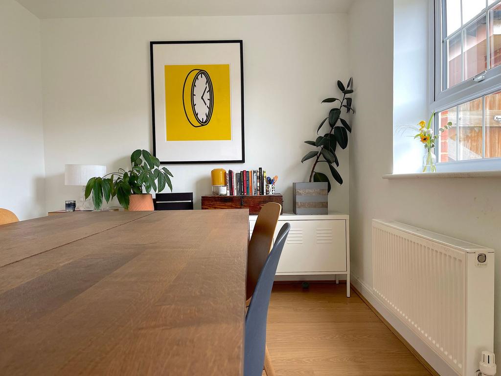 Kitchen/Dining Room (5)