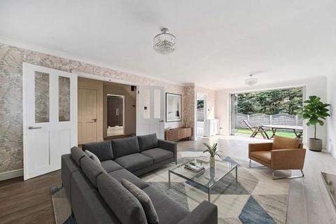 undefined, Davema Close, Chislehurst, Kent, BR7
