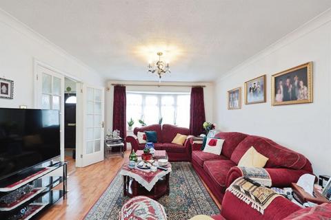 undefined, Coldharbour Lane, Bushey WD23