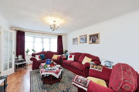 undefined, Coldharbour Lane, Bushey WD23