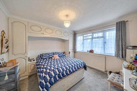 undefined, Coldharbour Lane, Bushey WD23