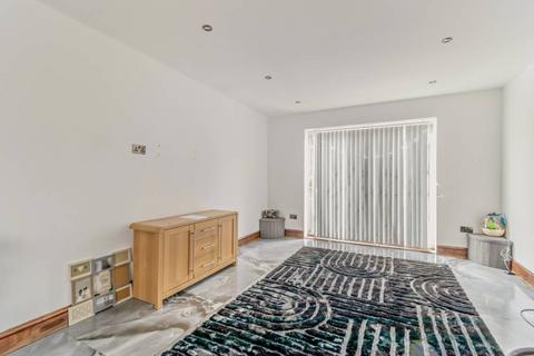 undefined, Homestead Way, Luton LU1