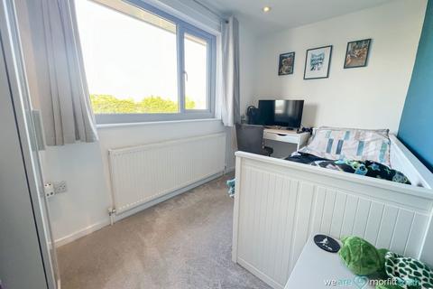 undefined, Hunters Drive, Dinnington, S25 2TG