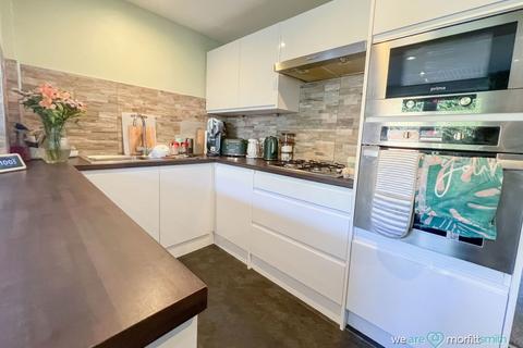 undefined, Hunters Drive, Dinnington, S25 2TG