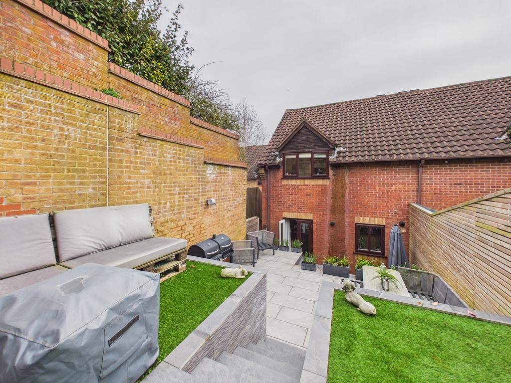 Cam02119 g0 pr0550 still014