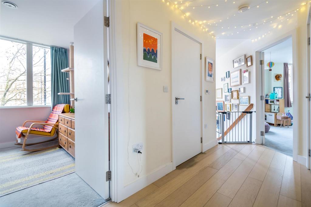 1 Tanswell Court-27.jpg