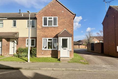 2 bedroom end of terrace house to rent, Falklands Road, Burnham-on-Crouch