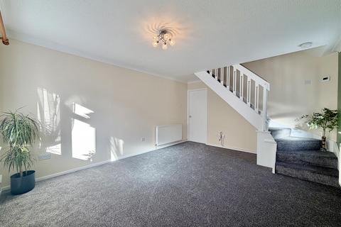 2 bedroom end of terrace house to rent, Falklands Road, Burnham-on-Crouch