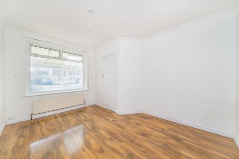 undefined, Sheringham Avenue, Whitton TW2