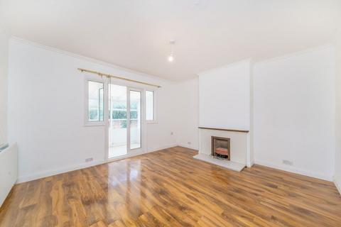 undefined, Sheringham Avenue, Whitton TW2