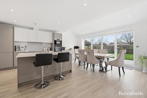 4 bedroom detached house for sale, Speedwell Walk, Great Bentley, CO7