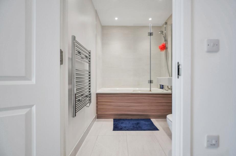 Bathroom (1) (9).jpg