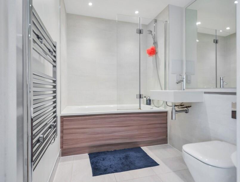 Bathroom (2) (8).jpg