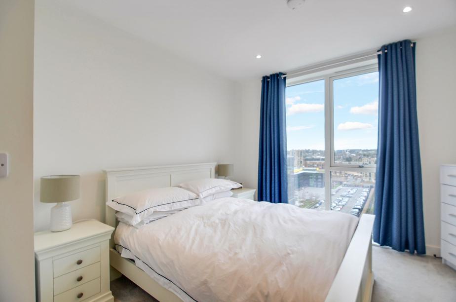 Bedroom (2) (2).jpg