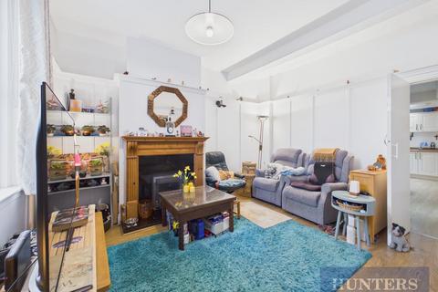 4 bedroom end of terrace house for sale, West Sandgate Terrace, Scarborough