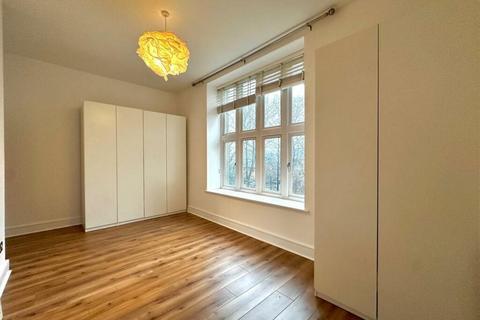 undefined, Dudley Road, Manchester M16