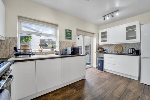 undefined, Eskdale Avenue, Northolt, UB5