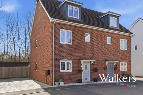 4 bedroom semi-detached house for sale, Elm Gardens, Mountnessing
