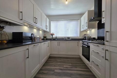 3 bedroom semi-detached house for sale, Wakefield Road, Northampton NN2