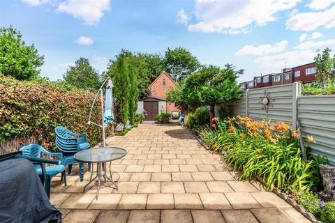 undefined, Hillcross Avenue, Morden SM4
