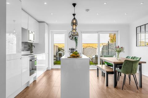 3 bedroom terraced house for sale, The Granary, Ware SG12