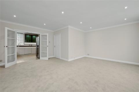undefined, Dukes Covert, Bagshot, Surrey, GU19