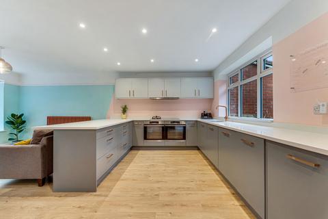 4 bedroom semi-detached house for sale, Carmona Drive, Manchester M25