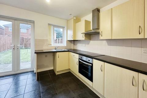 3 bedroom semi-detached house to rent, Barons Hey, Liverpool, L28
