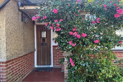 4 bedroom detached bungalow for sale, Shenfield Crescent, Brentwood