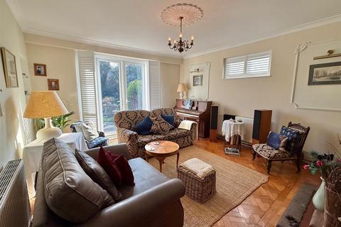4 bedroom detached bungalow for sale, Shenfield Crescent, Brentwood