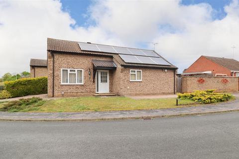 3 bedroom detached bungalow for sale, Elliott Close, Newmarket CB8